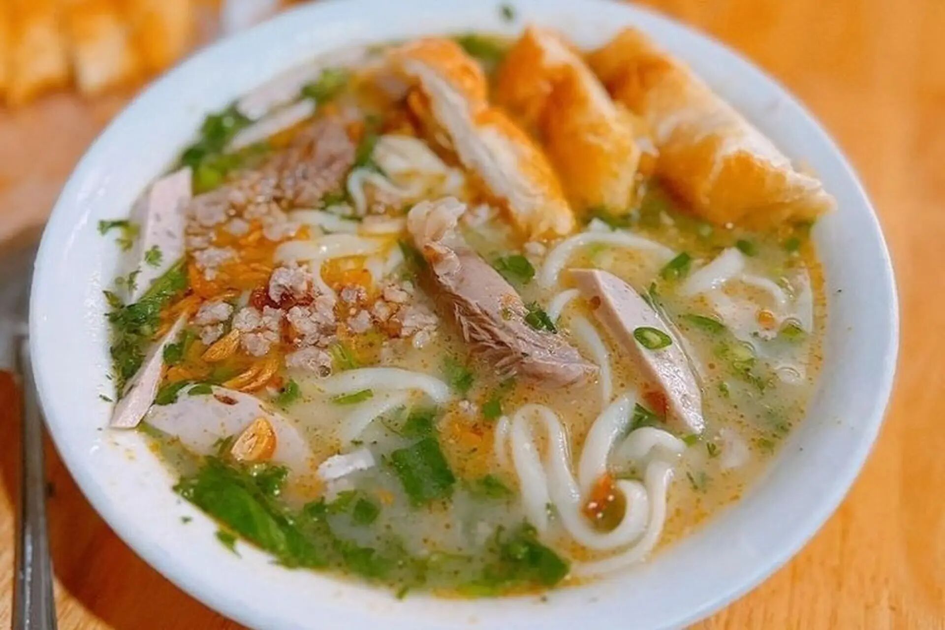 Experience Nghe An Tours with sustainable dining